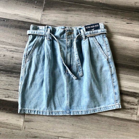 NWT Hollister Ultra High Rise Paper Bag Waist Denim Mini Skirt - Picture 2 of 8